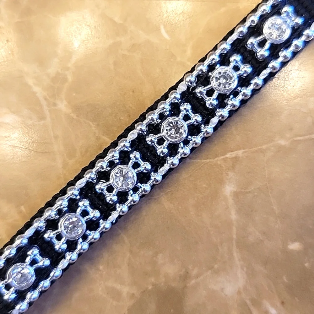 Top Paw jet black 10